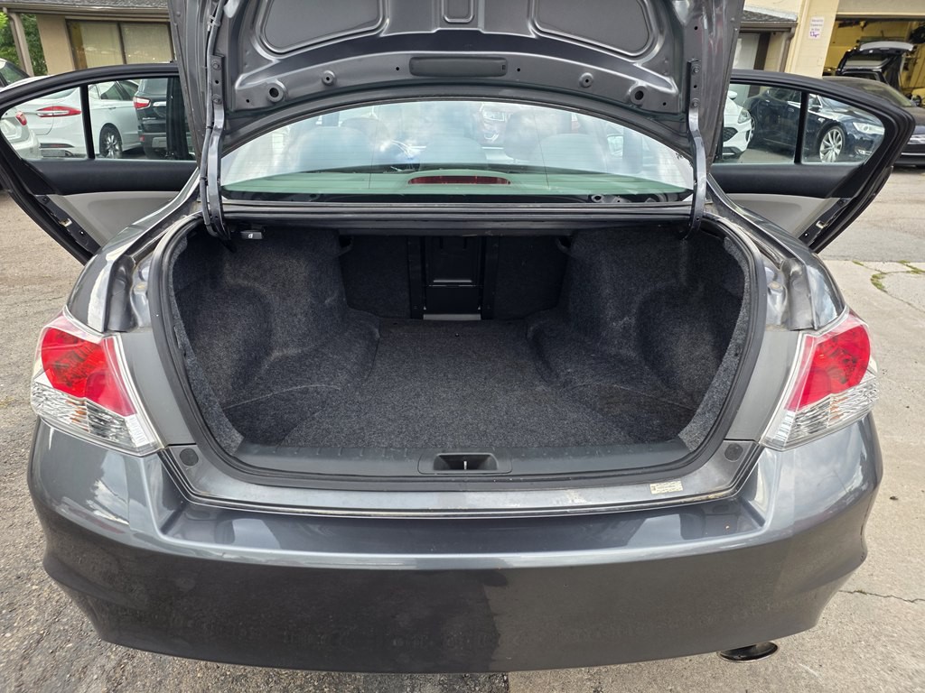 2012 Honda Accord Image 8