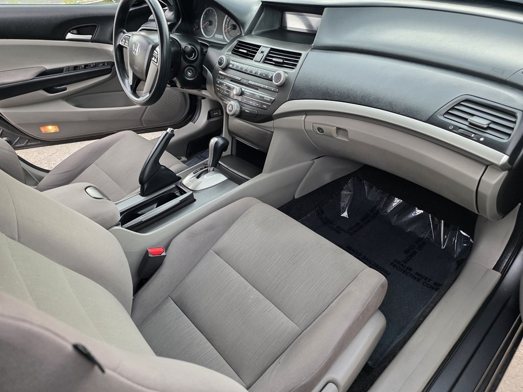2012 Honda Accord Image 12