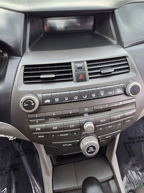 2012 Honda Accord Image 19