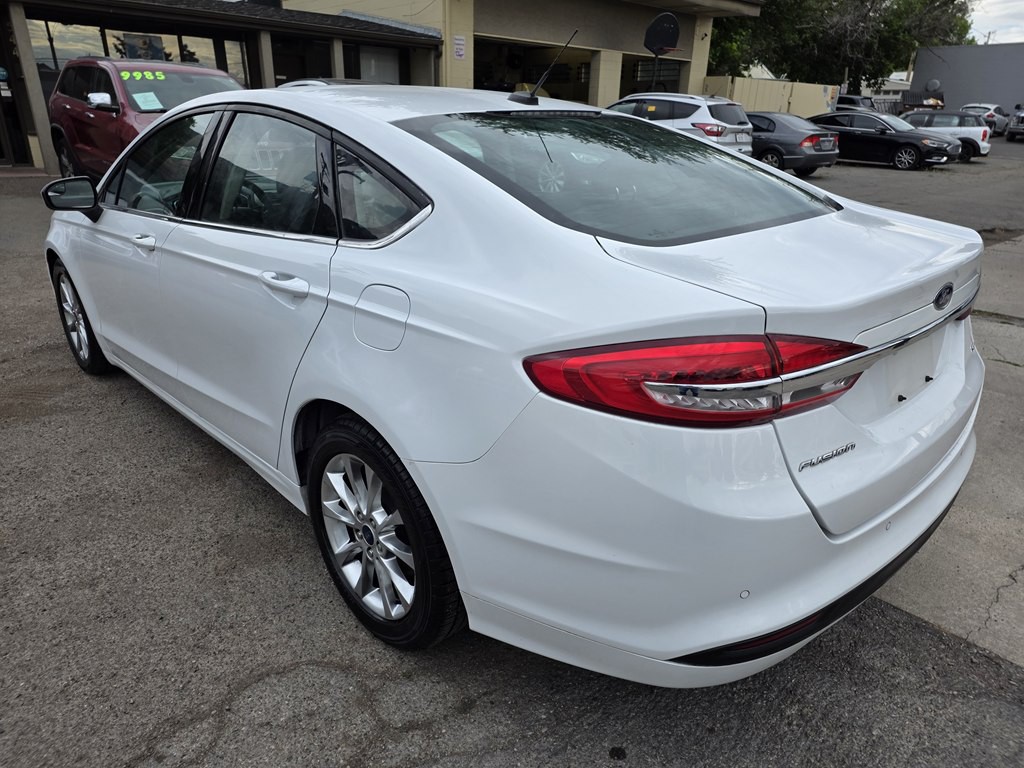 2017 Ford Fusion Image 6