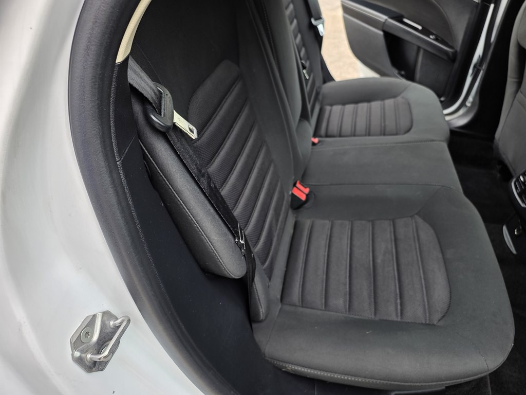 2017 Ford Fusion Image 17