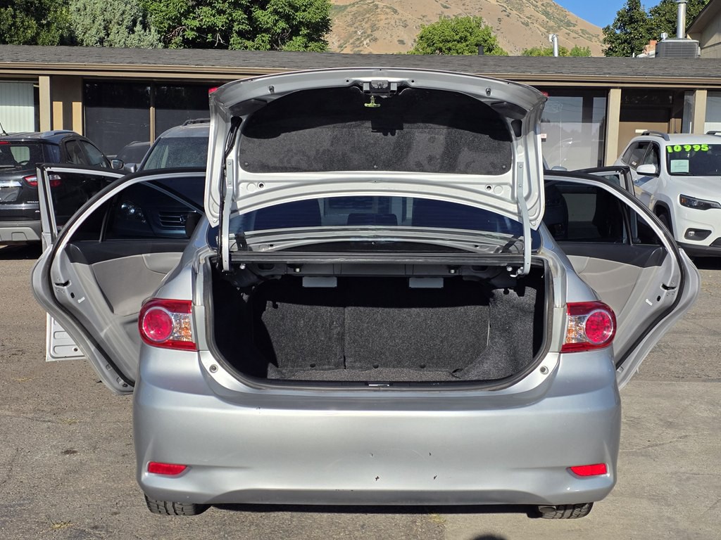 2012 Toyota Corolla Image 9
