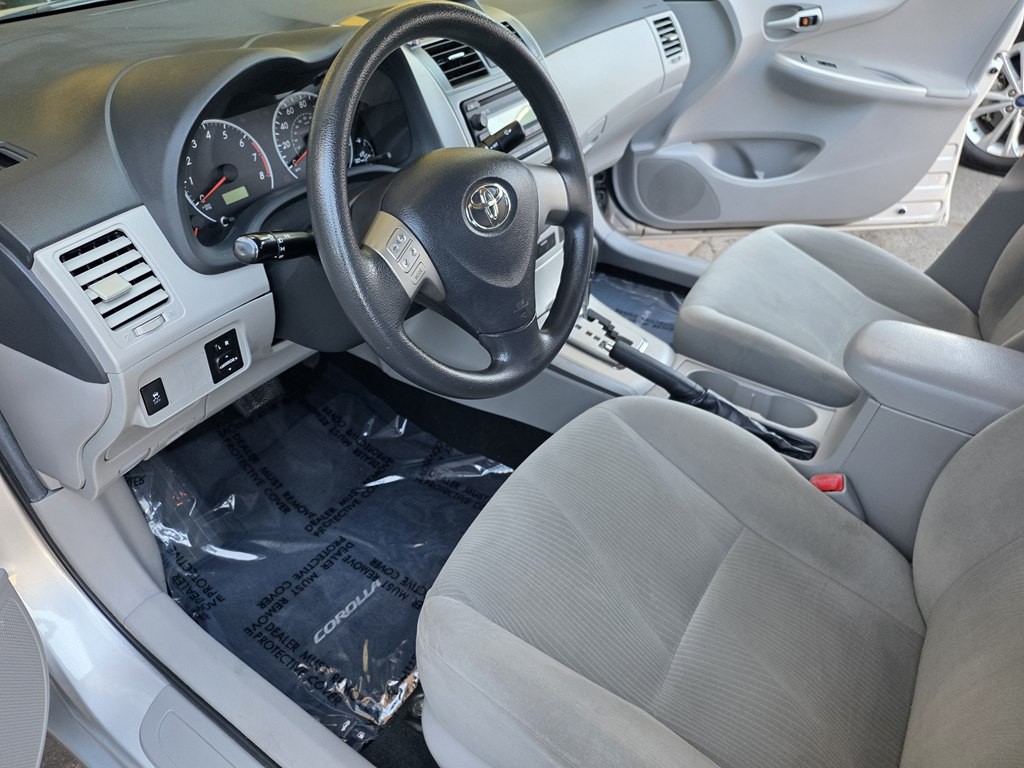 2012 Toyota Corolla Image 11