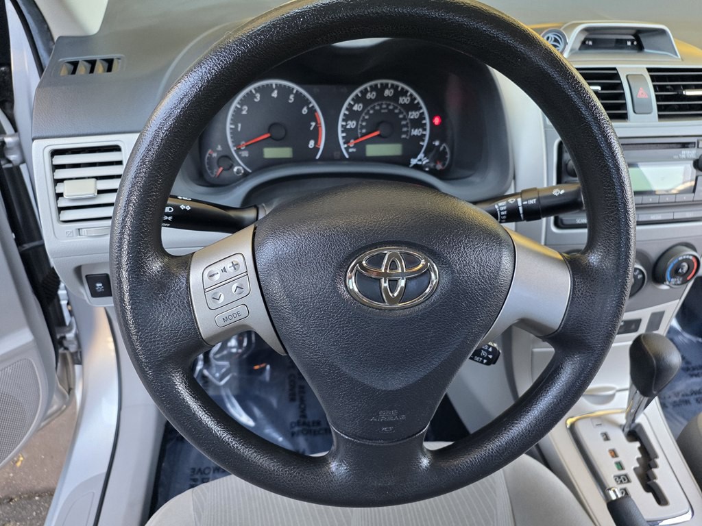 2012 Toyota Corolla Image 18