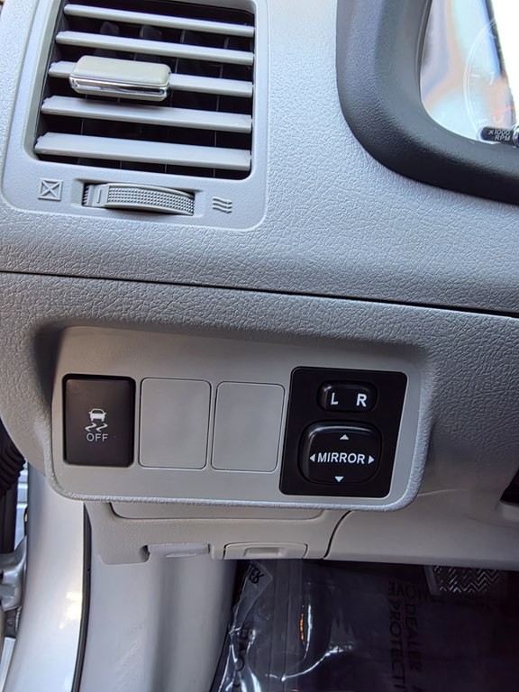 2012 Toyota Corolla Image 24