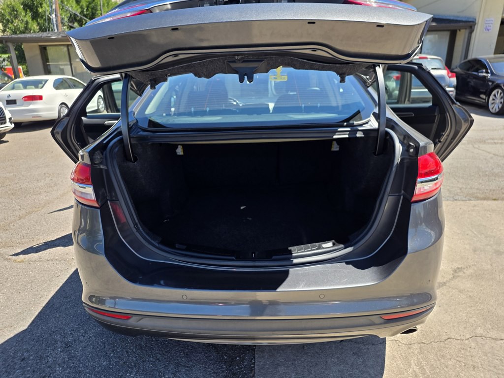 2017 Ford Fusion Image 10