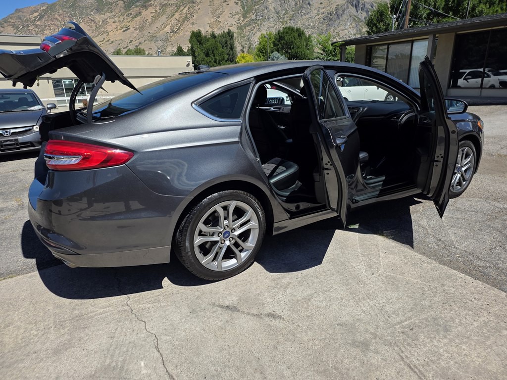 2017 Ford Fusion Image 11