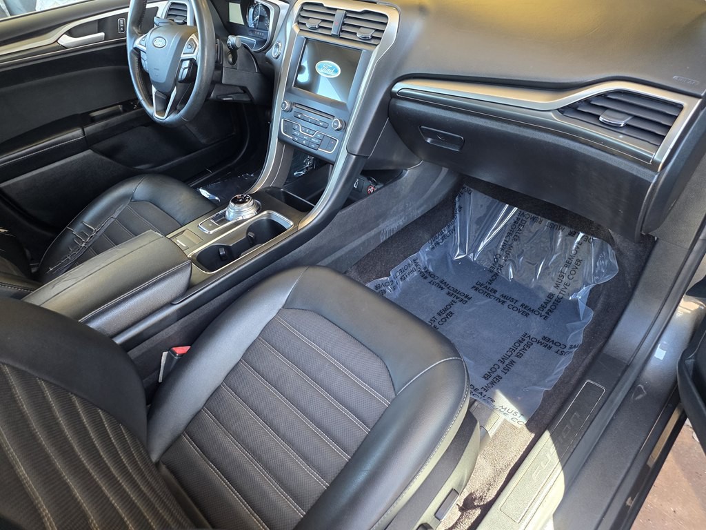 2017 Ford Fusion Image 15