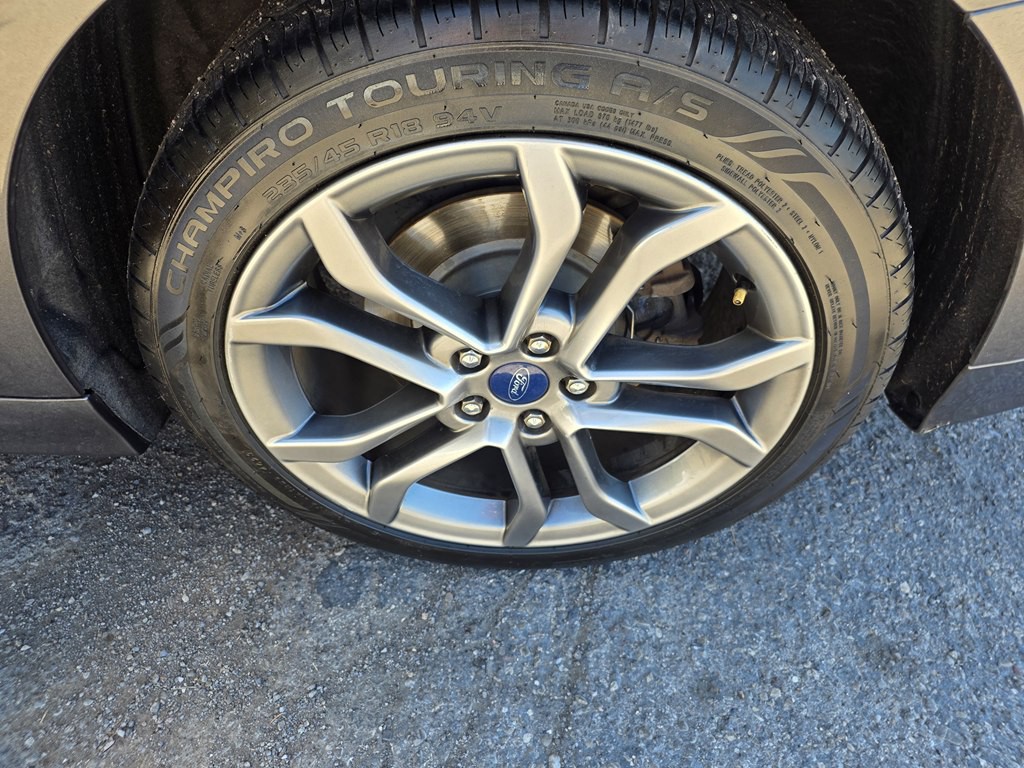 2017 Ford Fusion Image 29