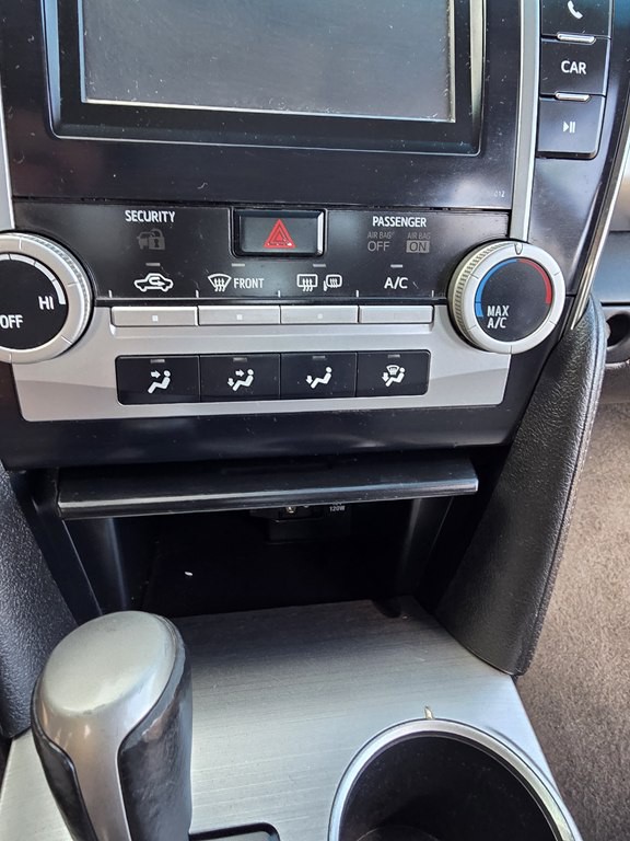 2012 Toyota Camry Image 24