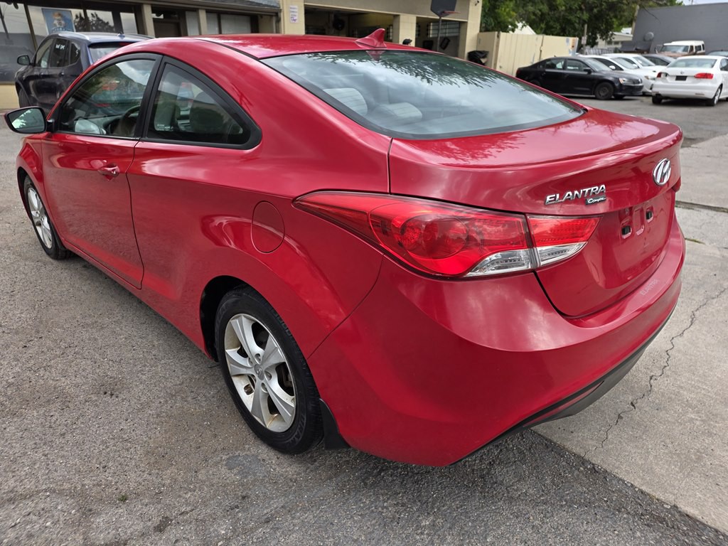 2013 Hyundai Elantra Image 6
