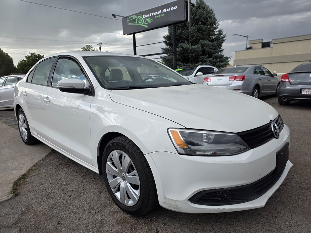 2012 Volkswagen Jetta Image 1