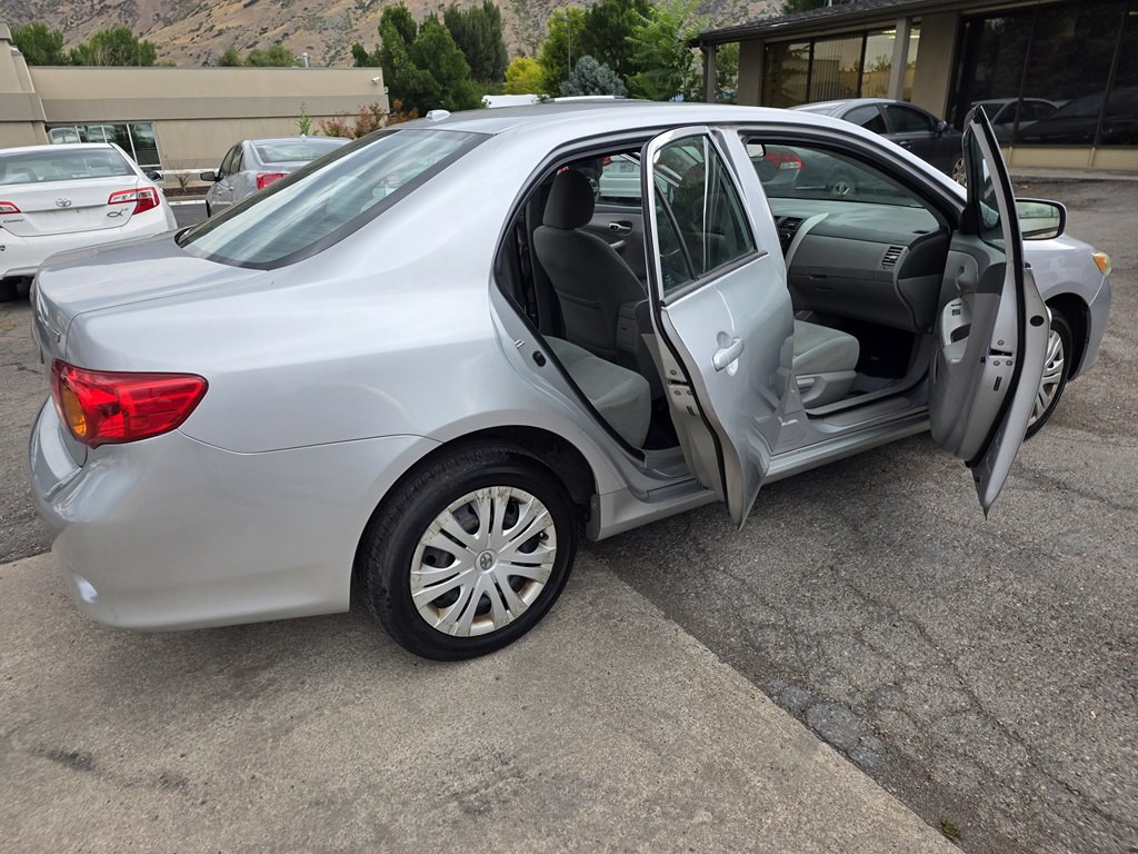 2010 Toyota Corolla Image 11