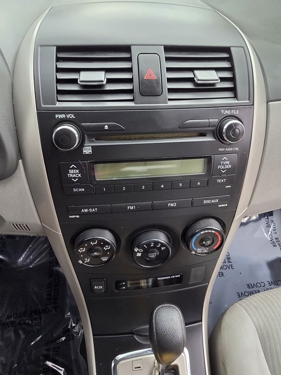 2010 Toyota Corolla Image 17