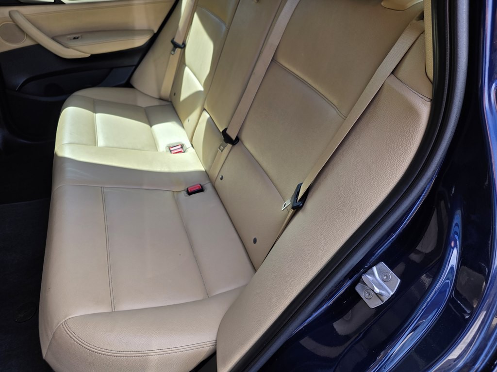 2016 BMW X3 Image 17