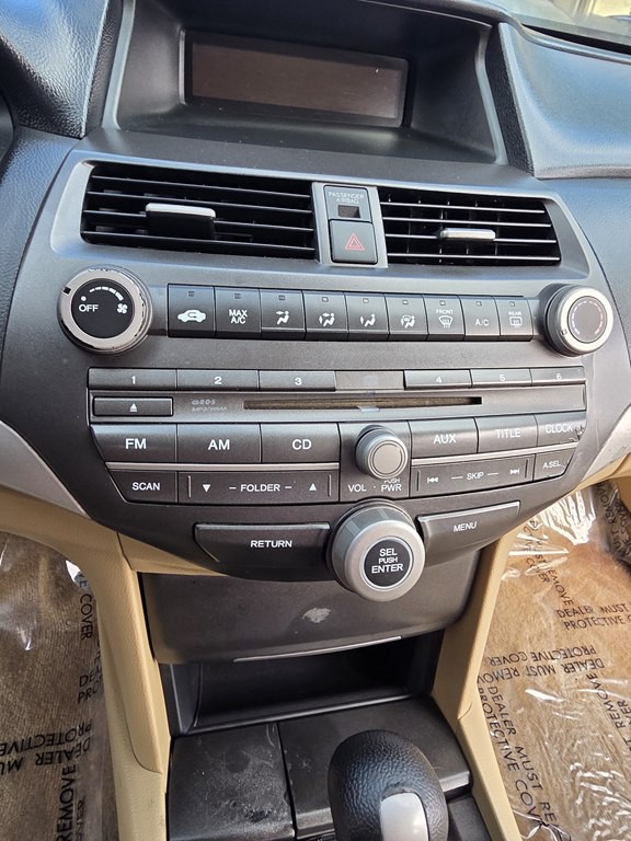 2012 Honda Accord Image 21
