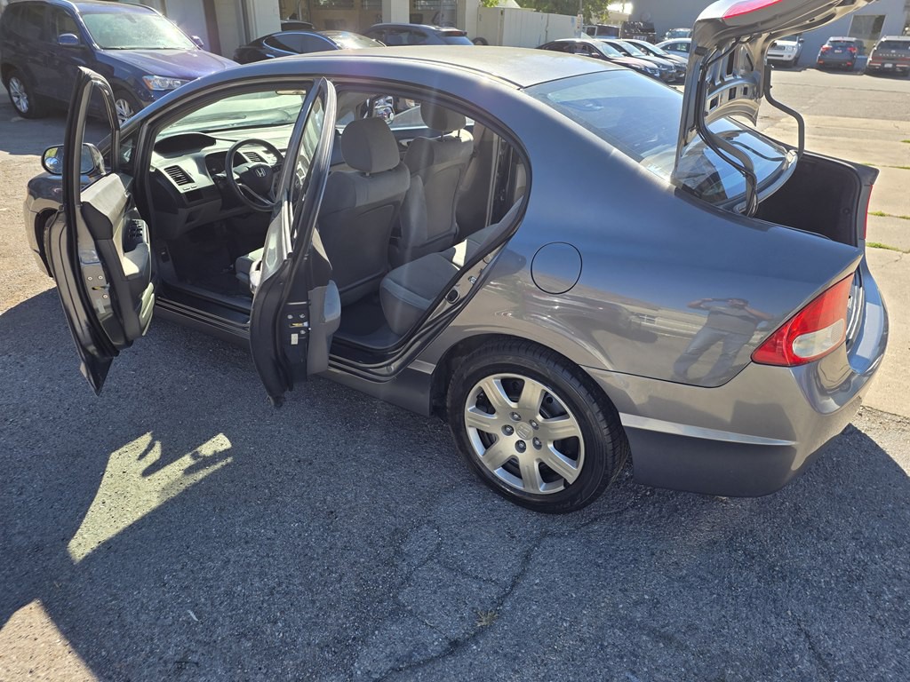 2011 Honda Civic Image 9