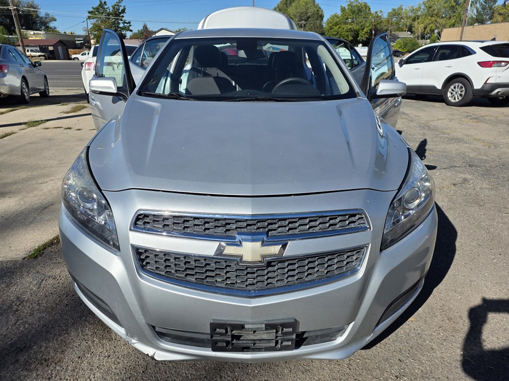2013 Chevrolet Malibu Image 4