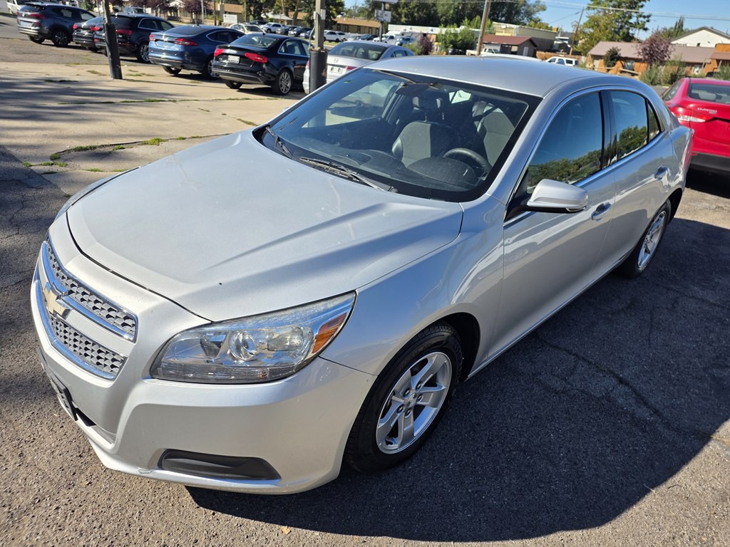 2013 Chevrolet Malibu Image 5