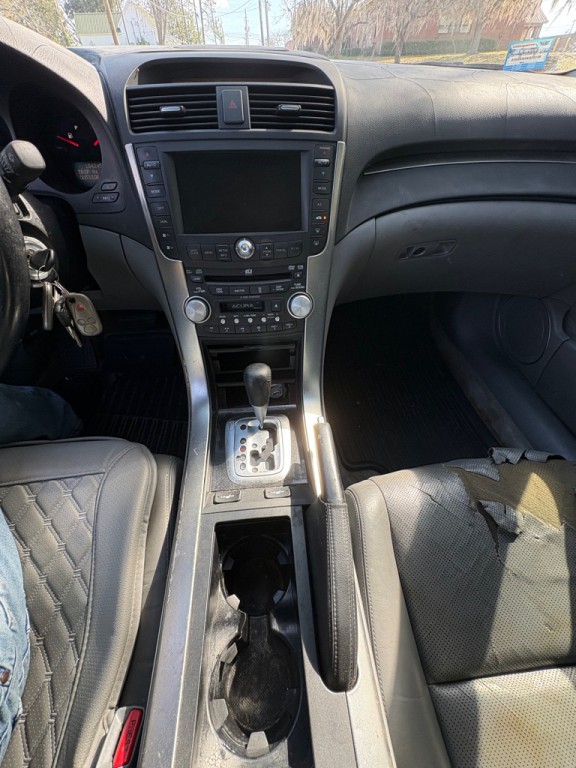 2004 Acura TL Image 8