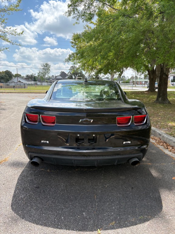 2013 Chevrolet Camaro Image 2