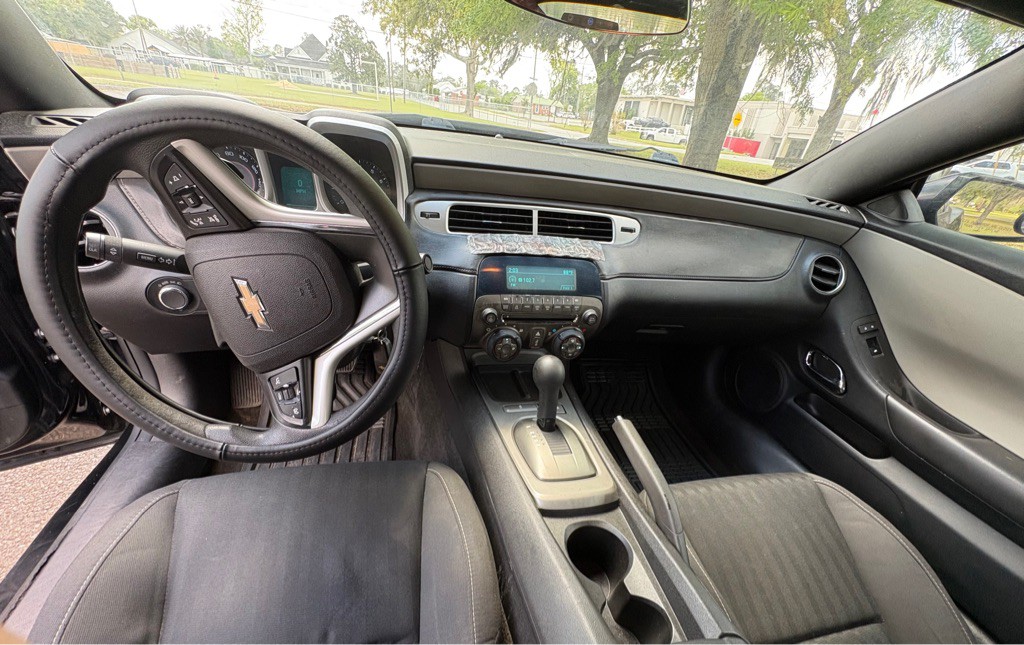 2013 Chevrolet Camaro Image 8