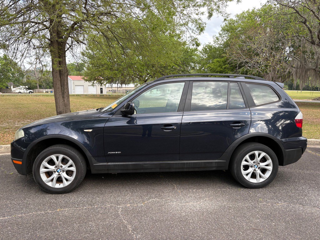 2010 BMW X3 Image 1