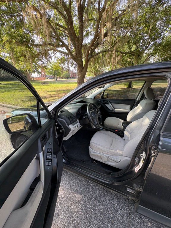 2014 Subaru Forester Image 8