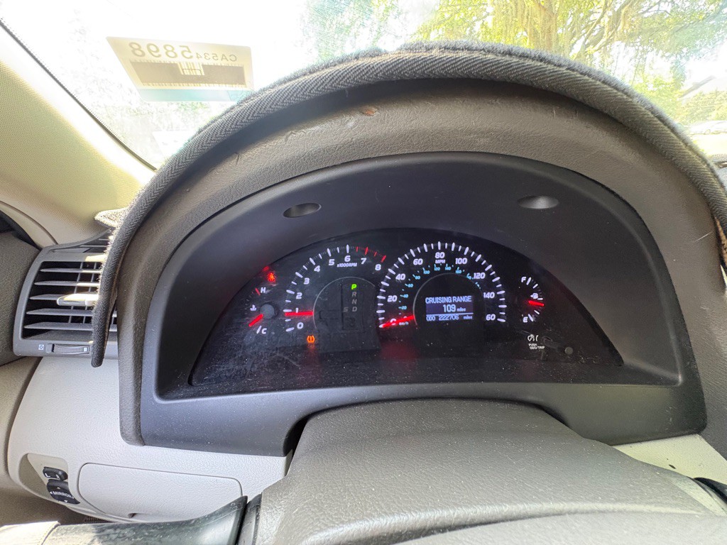 2011 Toyota Camry Image 9