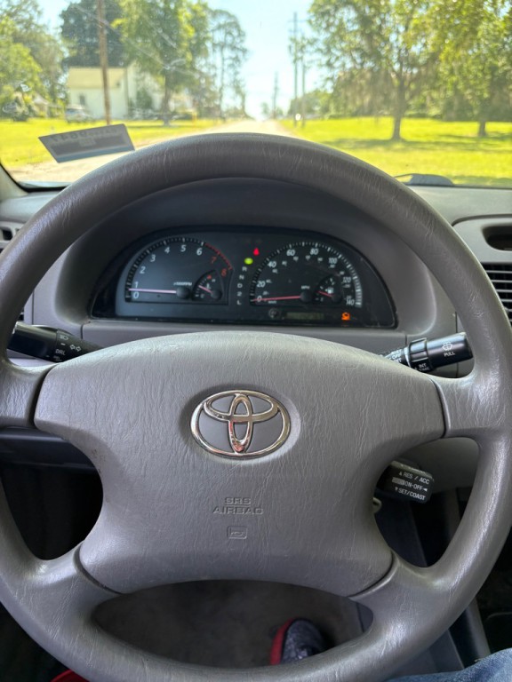 2002 Toyota Camry Image 10