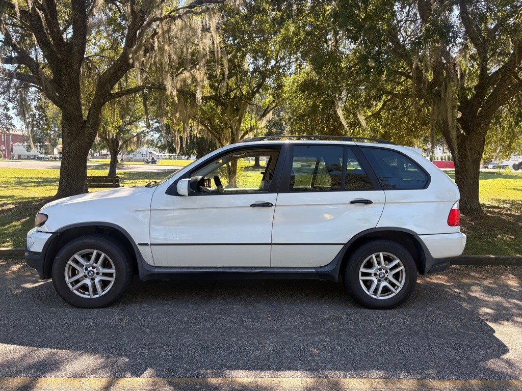 2005 BMW X5 Image 1