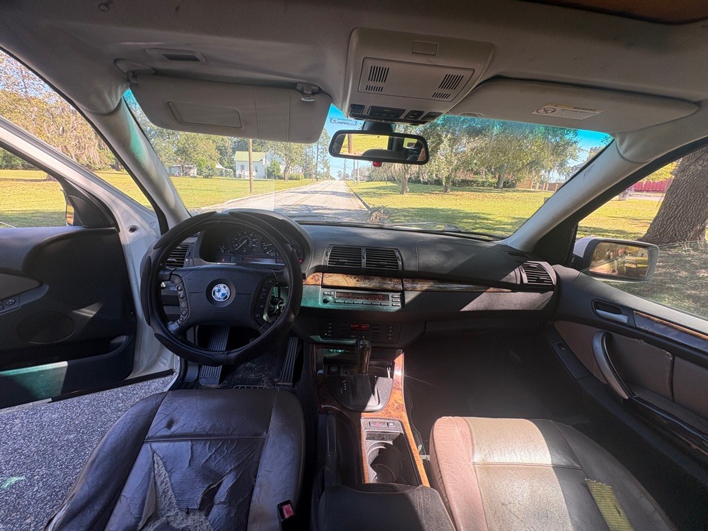 2005 BMW X5 Image 7
