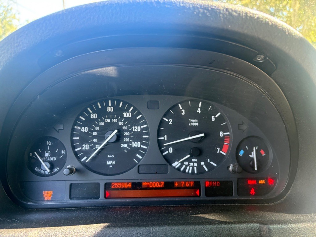 2005 BMW X5 Image 9