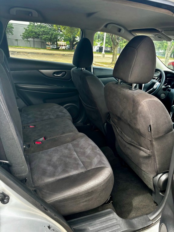2015 Nissan Rogue Image 5