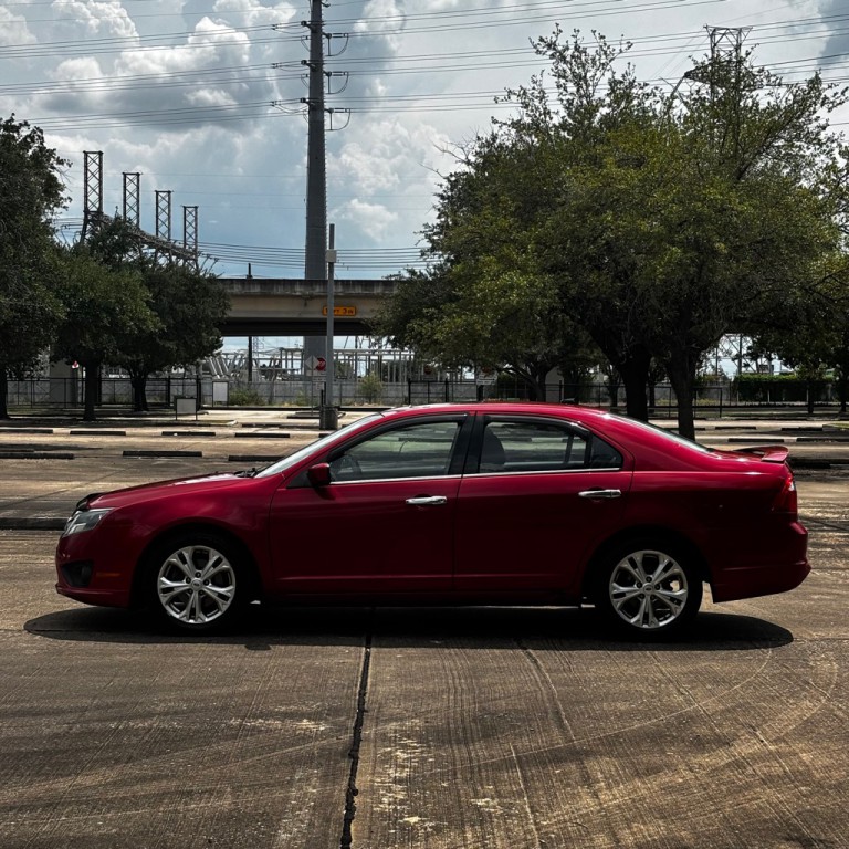 2012 Ford Fusion Image 11