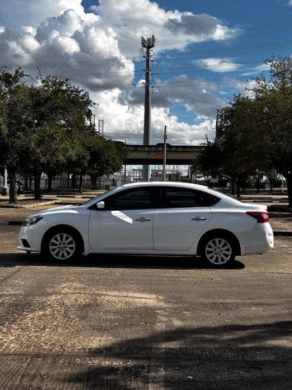 2017 Nissan Sentra Image 10