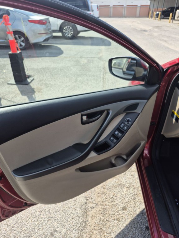 2016 Hyundai Elantra Image 7