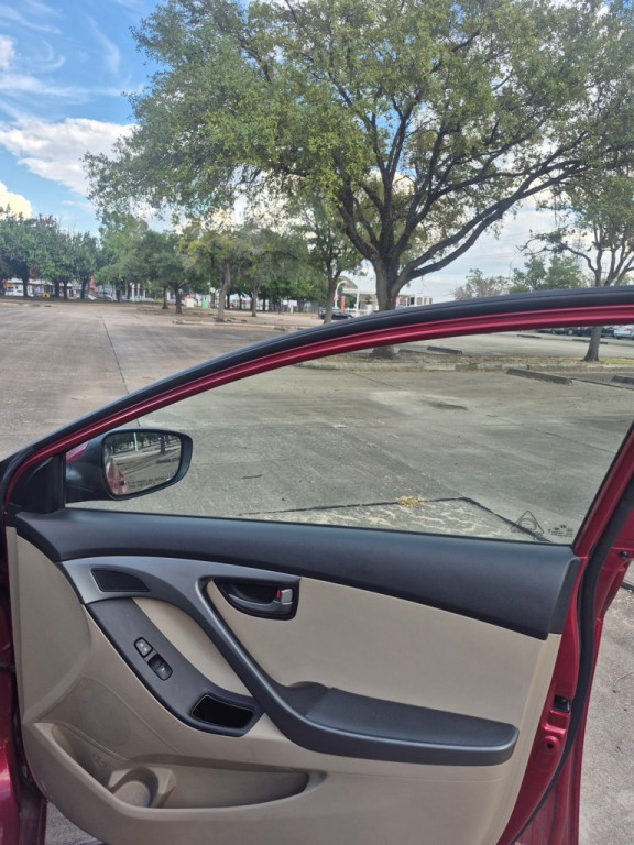 2016 Hyundai Elantra Image 22