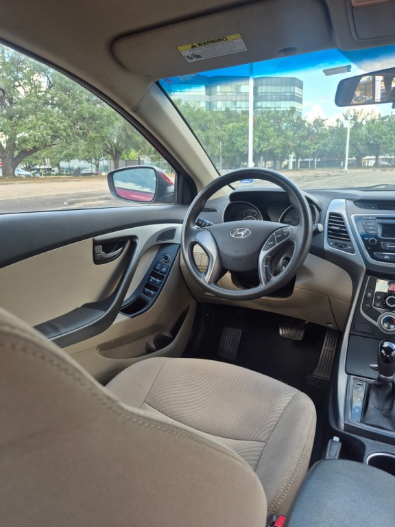 2016 Hyundai Elantra Image 23