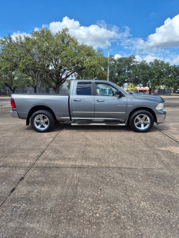 2010 Dodge Ram 1500 Image 2