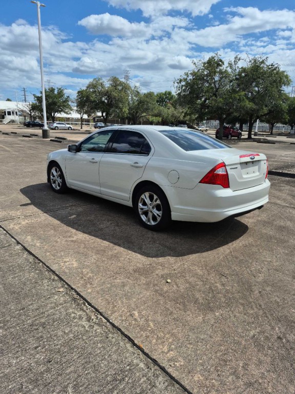 2012 Ford Fusion Image 5
