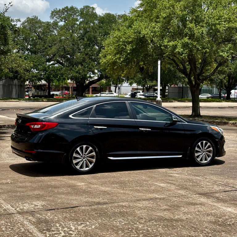 2015 Hyundai Sonata Image 3