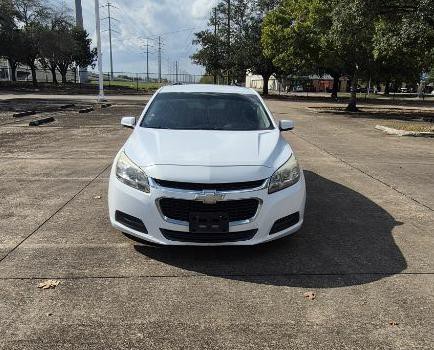 2014 Chevrolet Malibu Image 2