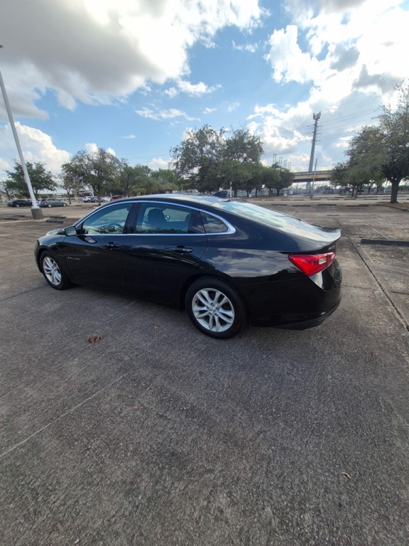 2016 Chevrolet Malibu Image 5