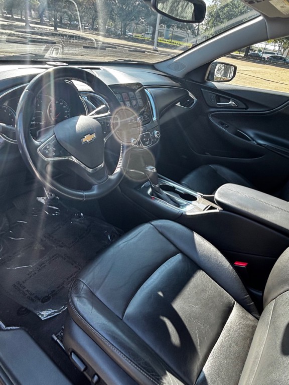 2016 Chevrolet Malibu Image 16