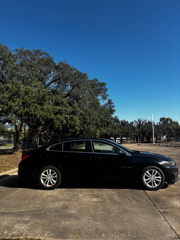 2016 Chevrolet Malibu Image 21