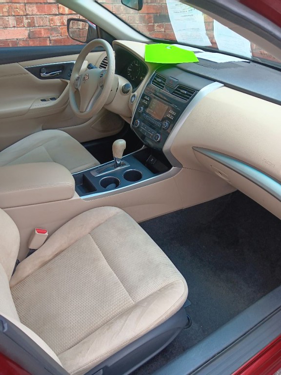 2015 Nissan Altima Image 2
