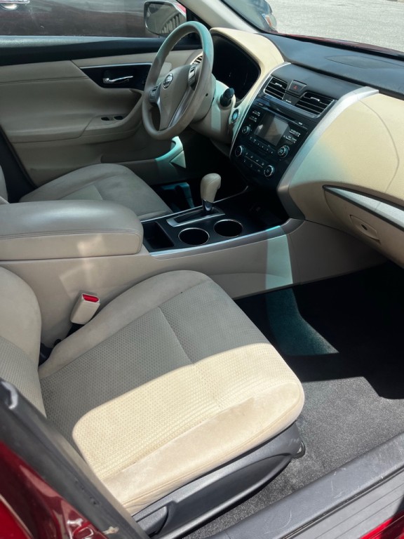 2015 Nissan Altima Image 20