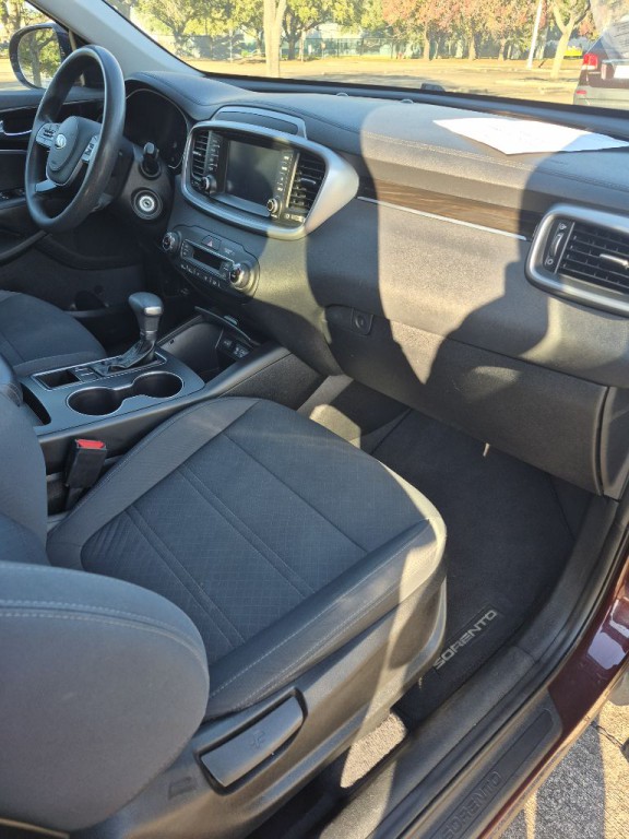 2019 Kia Sorento Image 17