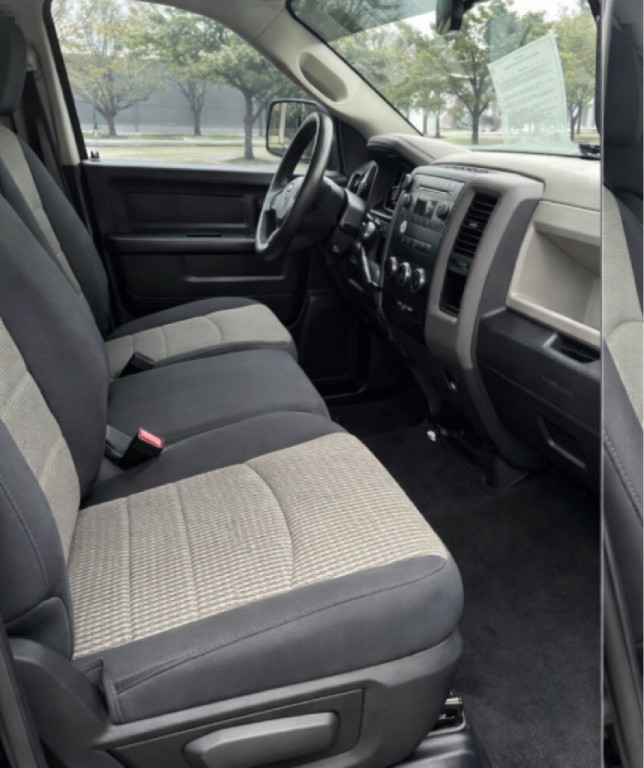 2012 Dodge Ram 1500 Image 2